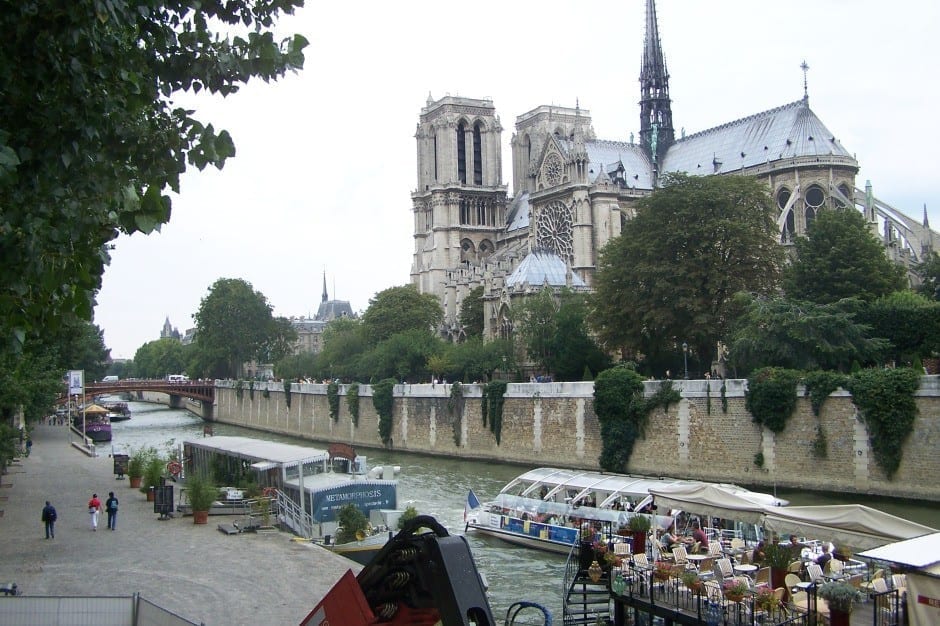 Bateaux-Mouches, Notre Dame, Paris, France