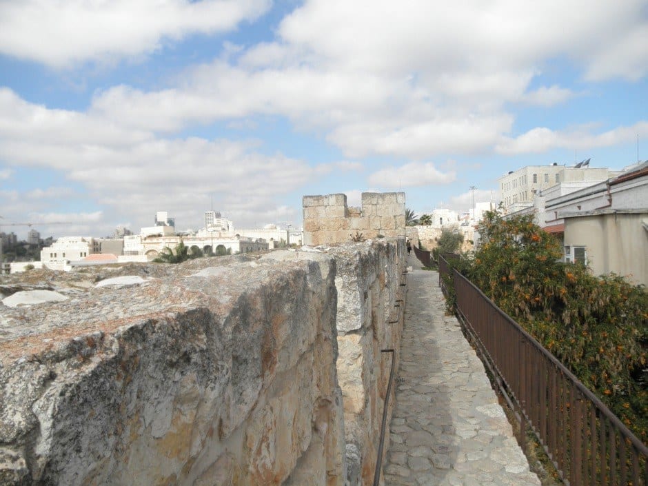 Jerusalem activities Ramparts Walk