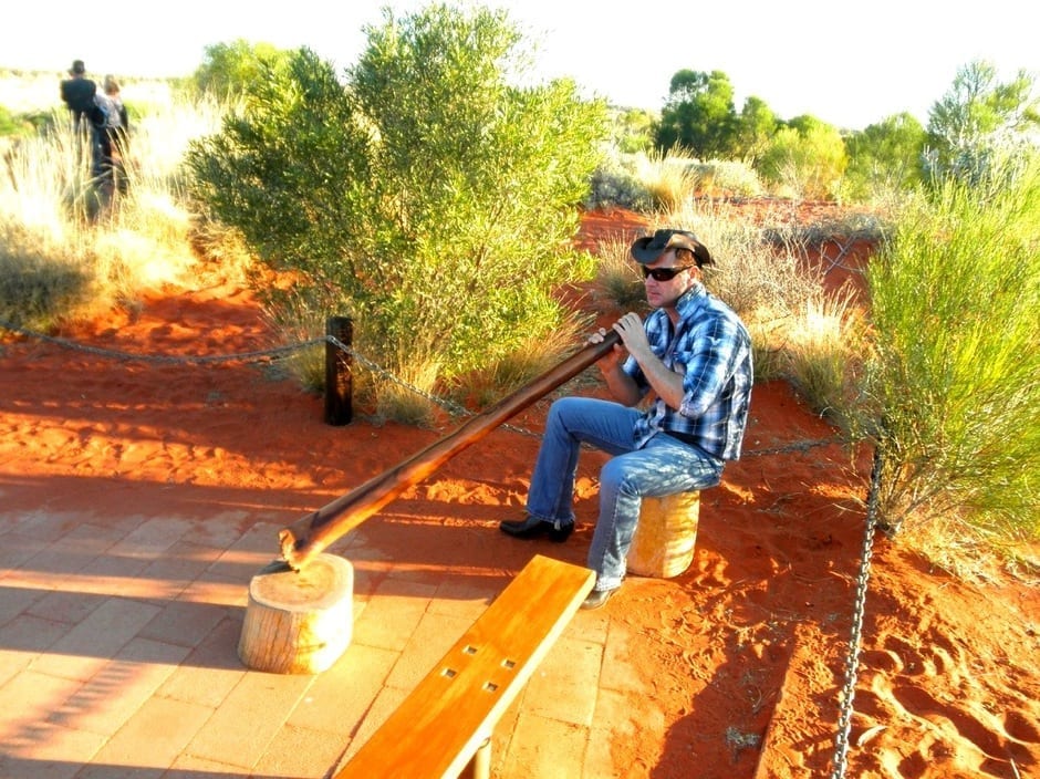 didgeridoo player