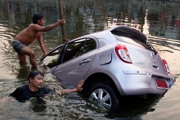 chiang mai thailand car