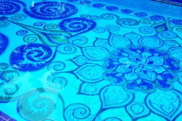 Graycliff Hotel pool