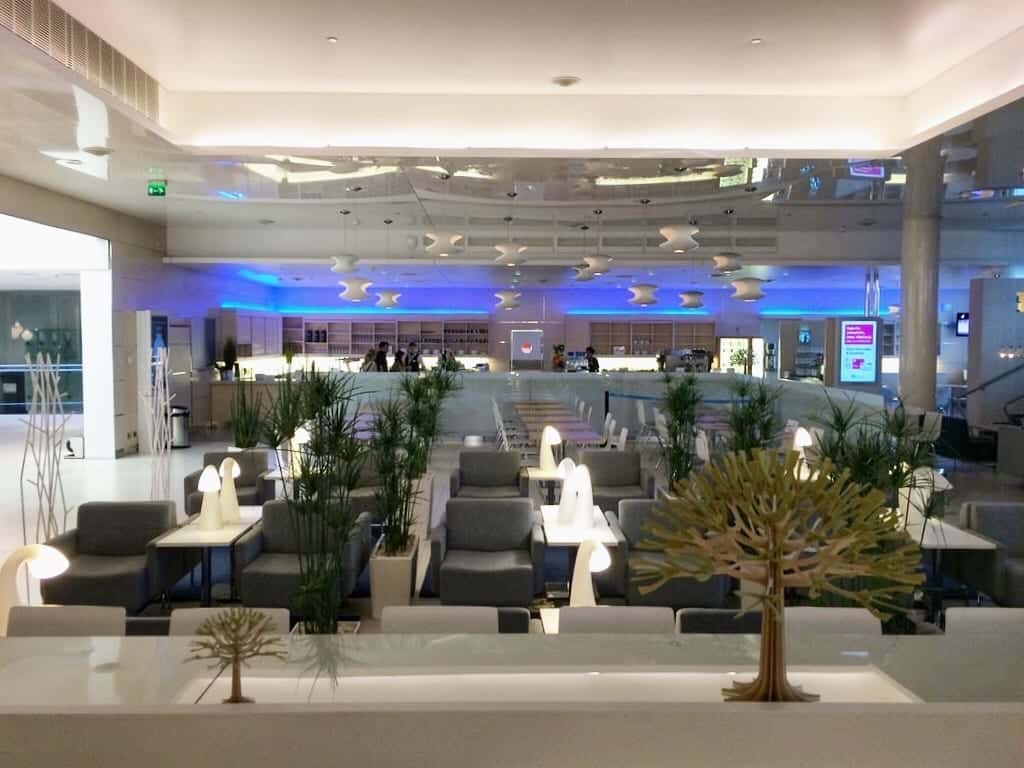 Finnair Business Class Lounge Helsinki FInland